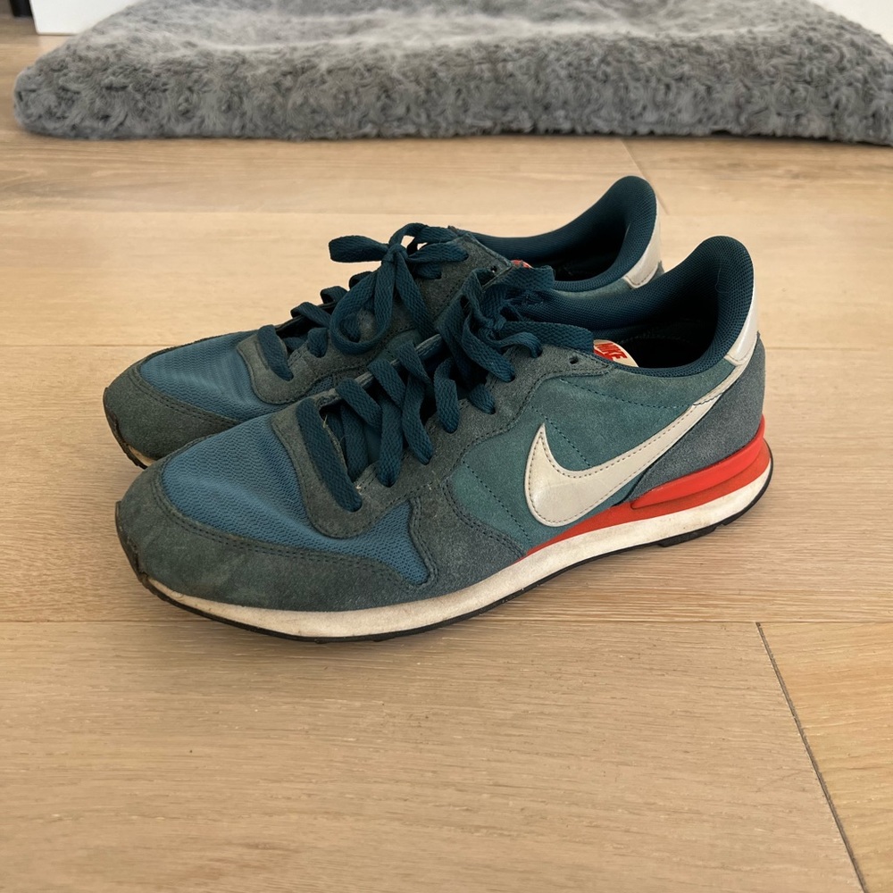 Nike Sneakers